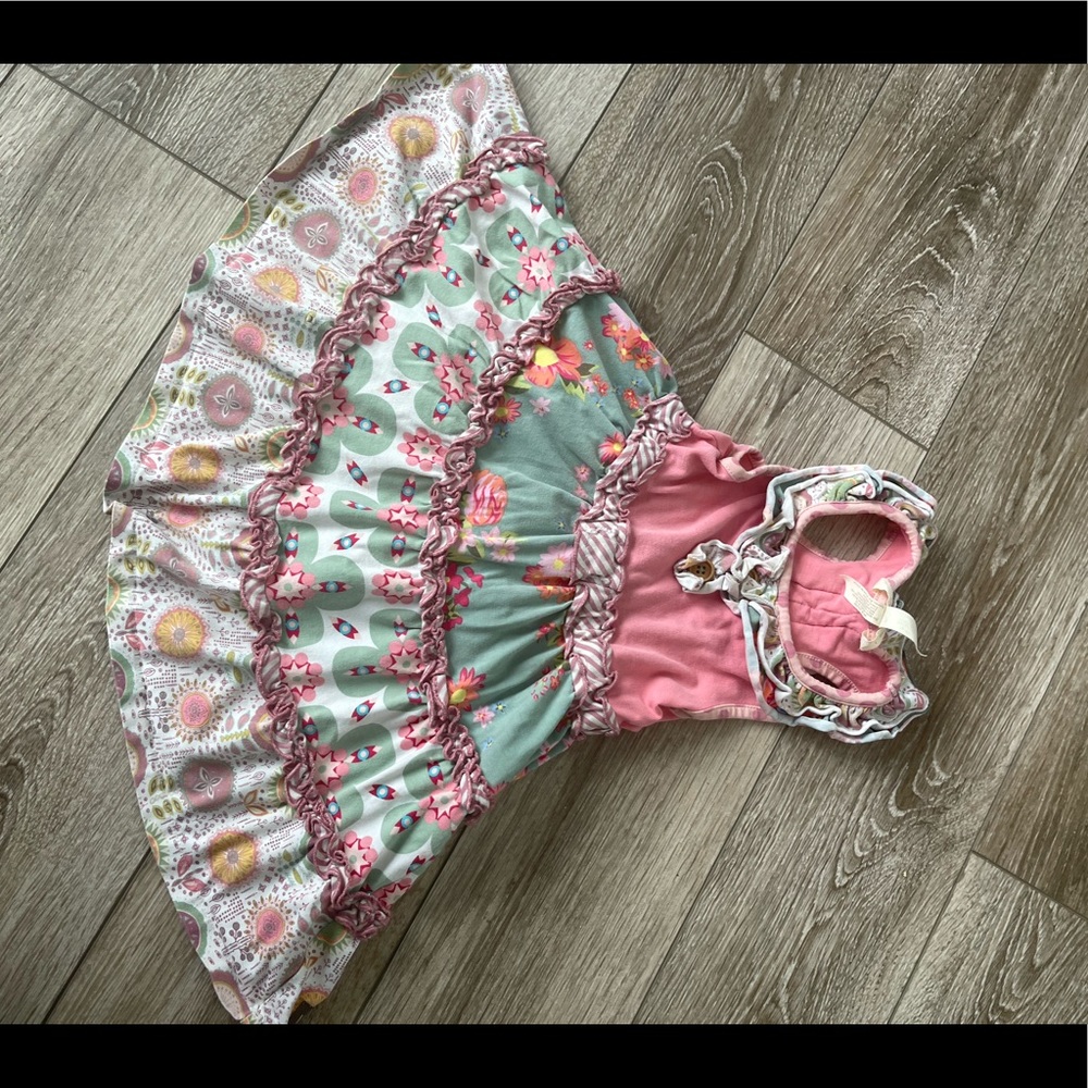 Toddler girls size 2 well loved Matilda Jane dress